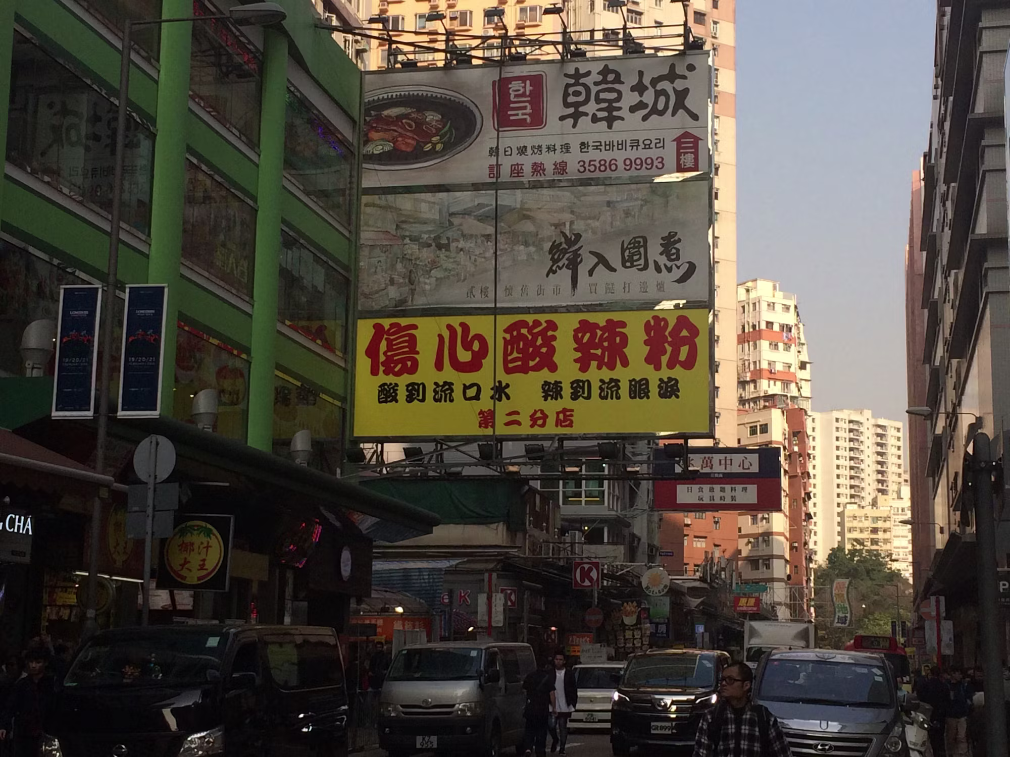 Exploring the Charm of Artisan Markets: A Cultural Odyssey